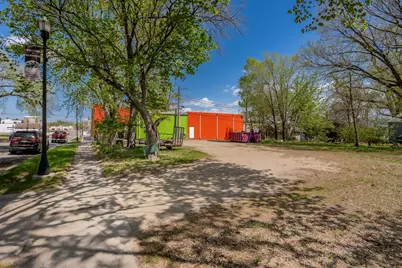 702 10th Street E, Glencoe, MN 55336 - Photo 32