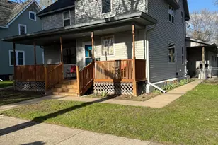 318 S 7th St, Montevideo, MN 56265 - Photo 1