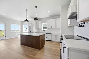 2232 44th St S, Moorhead, MN 56560 - Photo 14