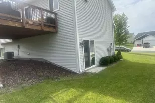 1107 Tikalsky St SE, New Prague, MN 56071 - Photo 10