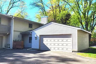 6220 Sandpiper Ct, Edina, MN 55436 - Photo 1