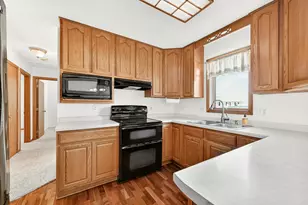 94 Maple St, Fountain, MN 55935 - Photo 10