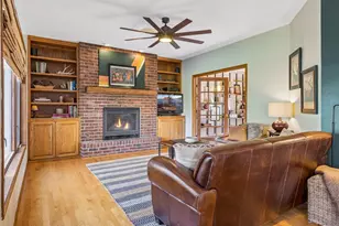3915 Urbandale Ln N, Plymouth, MN 55446 - Photo 10