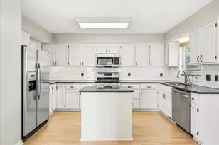 9803 Kirkwood Ln N, Maple Grove, MN 55369 - Photo 18
