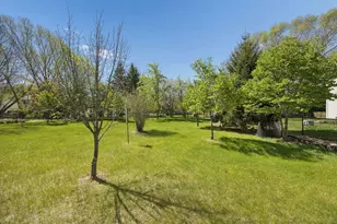 1716 Southwood Trl, Saint Cloud, MN 56301 - Photo 12
