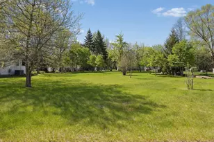 1716 Southwood Trl, Saint Cloud, MN 56301 - Photo 14