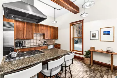 1 N Lake Avenue, Duluth, MN 55802 - Photo 48