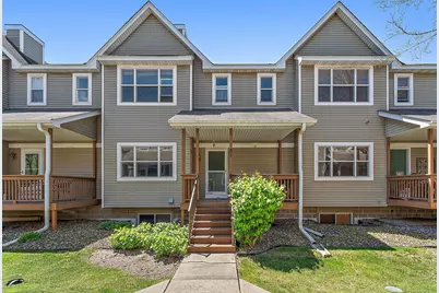 21 River Bend Place, Chaska, MN 55318 - Photo 2