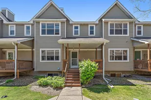 21 River Bend Pl, Chaska, MN 55318 - Photo 2