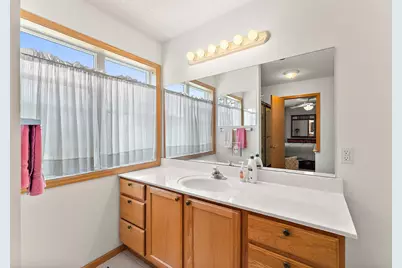 21 River Bend Place, Chaska, MN 55318 - Photo 24