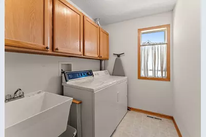 21 River Bend Place, Chaska, MN 55318 - Photo 16