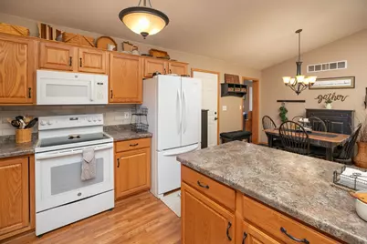 217 Clubhouse Drive NE, Stewartville, MN 55976 - Photo 16