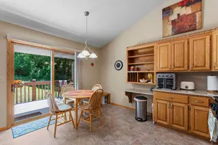 14278 Golf View Dr, Eden Prairie, MN 55346 - Photo 10