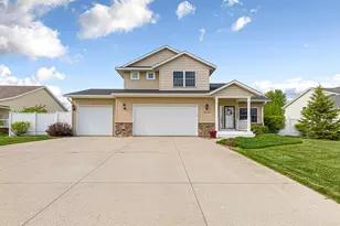 2570 Fox Hollow Ln, Owatonna, MN 55060 - Photo 2
