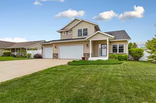 2570 Fox Hollow Ln, Owatonna, MN 55060 - Photo 1