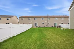 4257 Estate Dr S, Fargo, ND 58104 - Photo 34