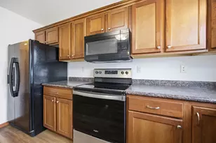 4257 Estate Dr S, Fargo, ND 58104 - Photo 12