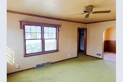 816 Clausen Avenue, Albert Lea, MN 56007 - Photo 8