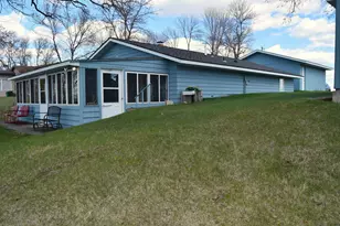 231 Hilltop Rd, Ottertail, MN 56571 - Photo 4
