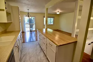 7607 Zinnia Way, Maple Grove, MN 55311 - Photo 2