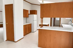 404 Humming Bird Ln, New York Mills, MN 56567 - Photo 4