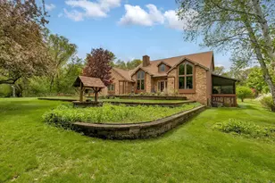 4457 Farmdale Cir, Saint Augusta, MN 56301 - Photo 2
