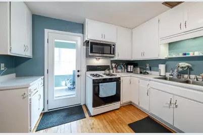 1051 Virginia Street, Saint Paul, MN 55117 - Photo 20