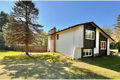 15106 E Vermillion Circle NE, Andover, MN 55304 - Photo 2