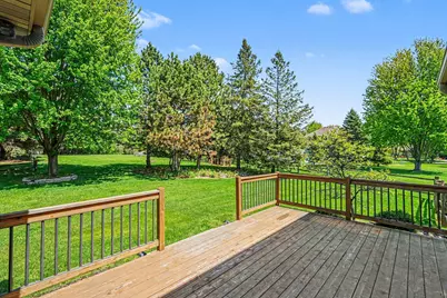 2350 Fawn Hill Court, Chanhassen, MN 55317 - Photo 28