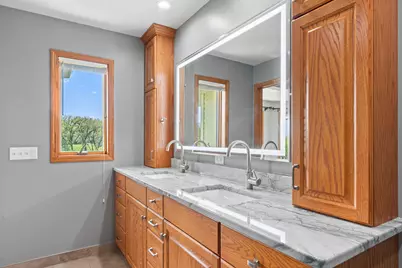 1413 27th Street NW, Austin, MN 55912 - Photo 16