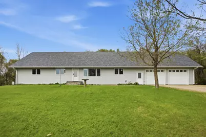4942 43rd Avenue N, Moorhead, MN 56560 - Photo 2