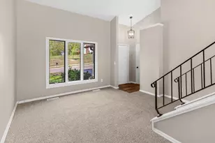 17468 Rustic Hills Dr, Eden Prairie, MN 55346 - Photo 4