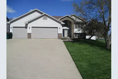 125 Sandstone Drive NW, Eyota, MN 55934 - Photo 2