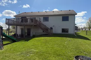 125 Sandstone Dr NW, Eyota, MN 55934 - Photo 4