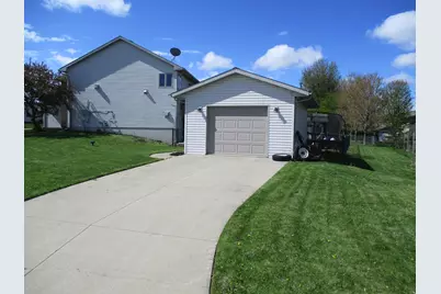 125 Sandstone Drive NW, Eyota, MN 55934 - Photo 6