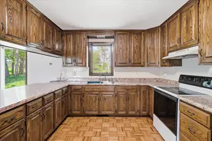 9215 Shannon Ln, Corcoran, MN 55340 - Photo 12