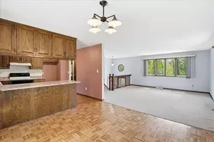 9215 Shannon Ln, Corcoran, MN 55340 - Photo 8