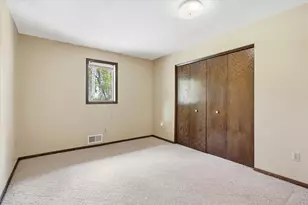 9215 Shannon Ln, Corcoran, MN 55340 - Photo 22