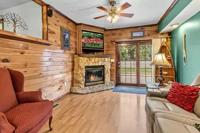 305 Main Avenue N, Braham, MN 55006 - Photo 14