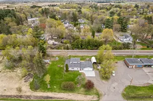 305 Main Ave N, Braham, MN 55006 - Photo 8