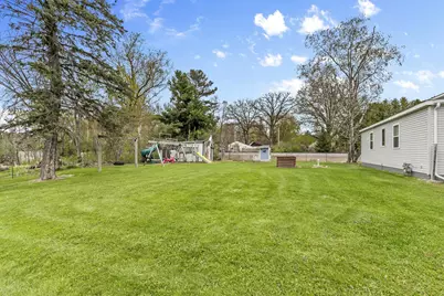 305 Main Avenue N, Braham, MN 55006 - Photo 4