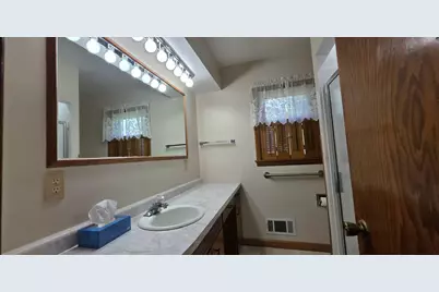 1208 Kent Avenue, Albert Lea, MN 56007 - Photo 42