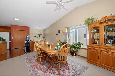 4272 39 1/2 Avenue S, Fargo, ND 58104 - Photo 6