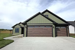 145 Rolling Hills Dr, Elgin, MN 55932 - Photo 2