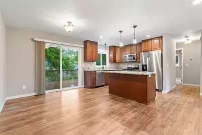 11202 97th Place N, Maple Grove, MN 55369 - Photo 10