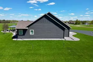 37037 337th St, Redwood Falls, MN 56283 - Photo 6