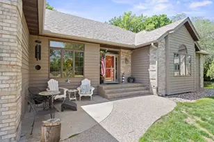 760 Colorado Ct NW, Hutchinson, MN 55350 - Photo 2