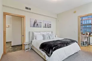 215 10th Ave S, Minneapolis, MN 55415 - Photo 14