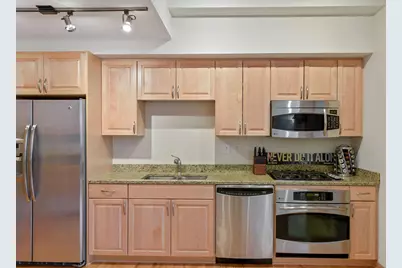 215 10th Avenue S #735, Minneapolis, MN 55415 - Photo 6