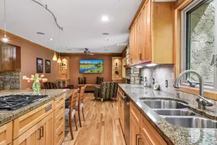 18677 Ponderosa Ct, Eden Prairie, MN 55347 - Photo 26